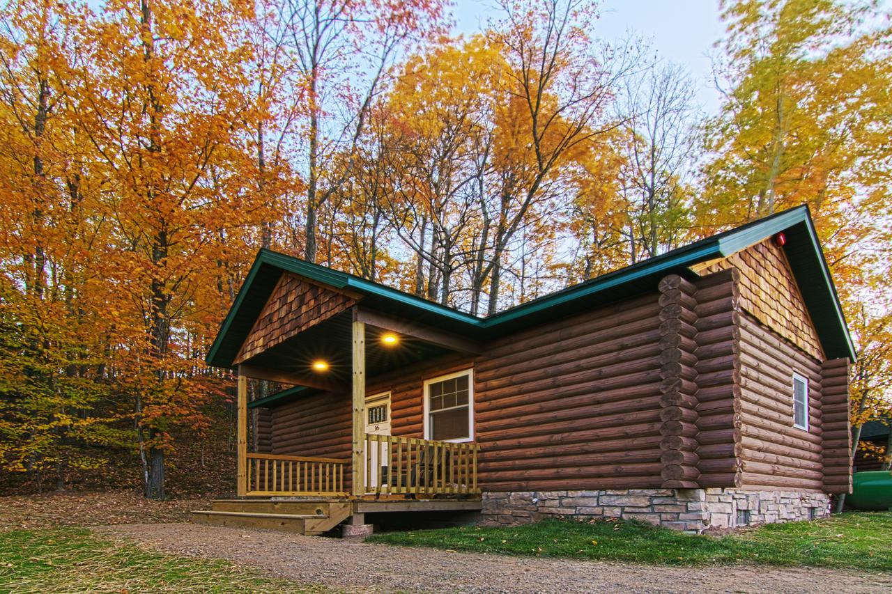 Rippling River Resort Маркетт Экстерьер фото